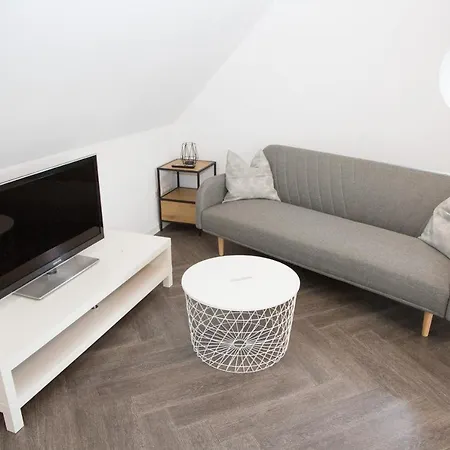 Zentrum Apartment *